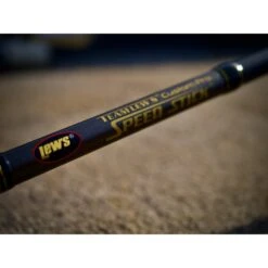 Fundición Multiusos Lews Custom Pro -Salmo Ventas p1033053 550x550w